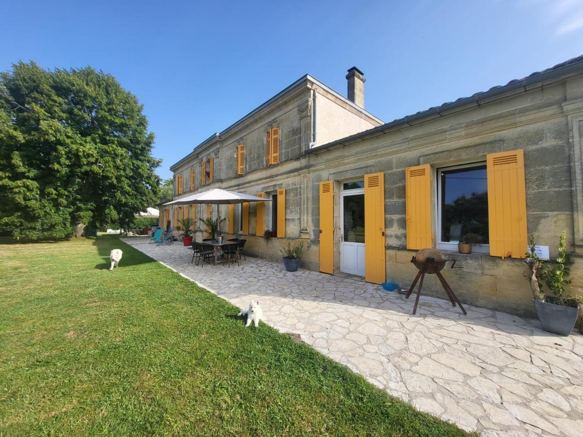 Bed and Breakfast Domaine De La Sarrotte Saugon Exterior foto
